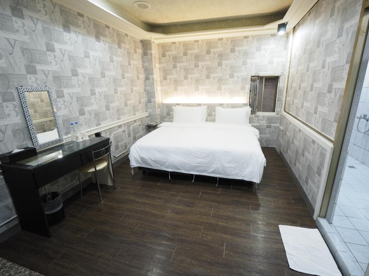 合悅都會商旅 Heyue Hotel Hsinchu Exterior foto